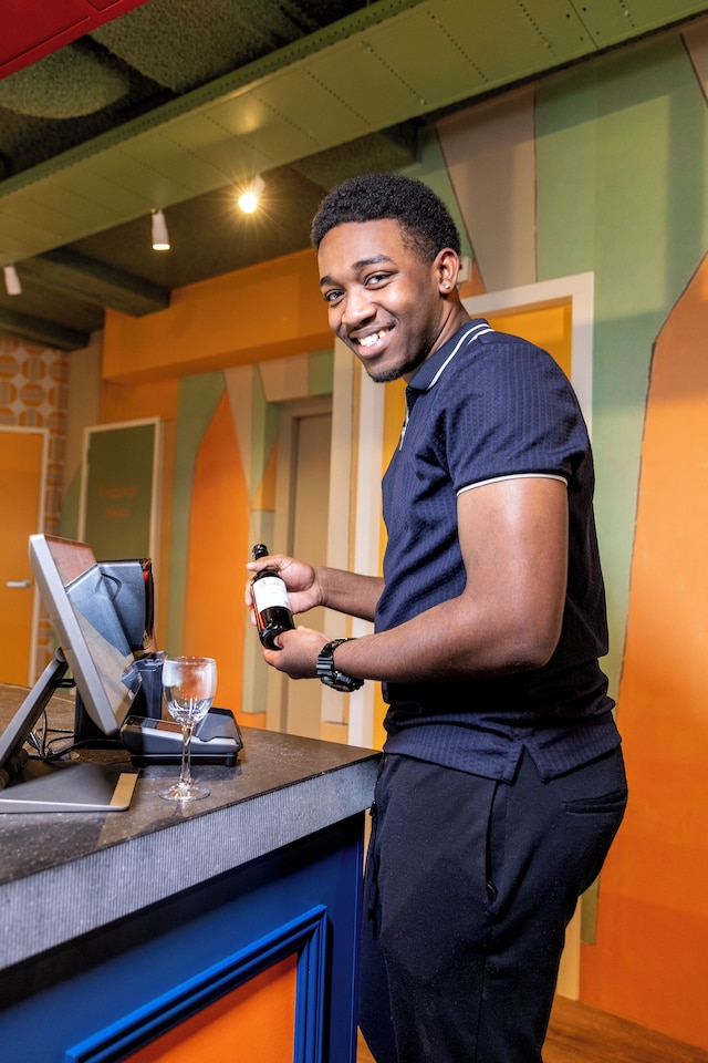 ホテル ツーリスト イン