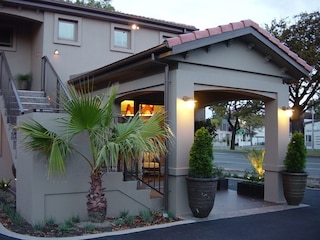 テラ ヴィブ ラグジュアリー スイーツ アンド アパートメンツ