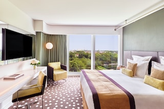 オテル ルシエン バリエール リール