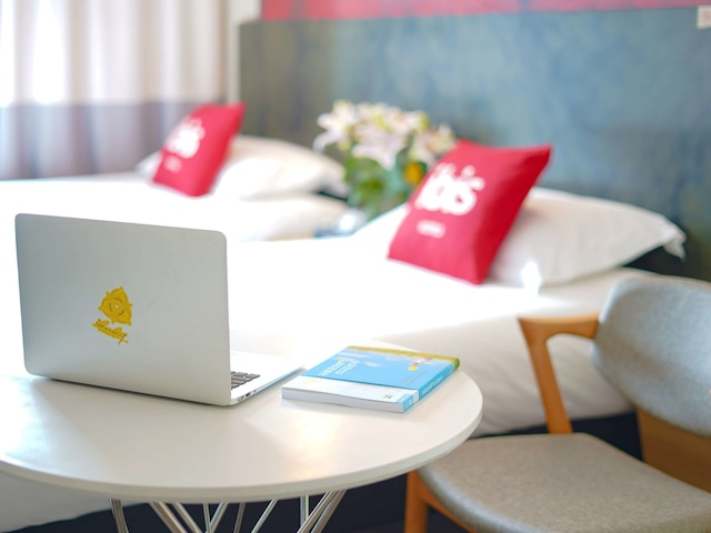 イビス成都科華ホテル (宜必思成都科华中路酒店)