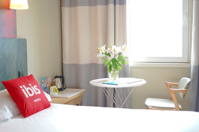 イビス成都科華ホテル (宜必思成都科华中路酒店)