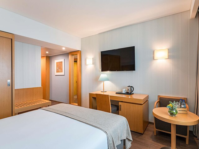 メルキュール リスボン アルマダ