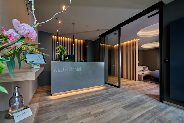 ホテル ウエストエンド