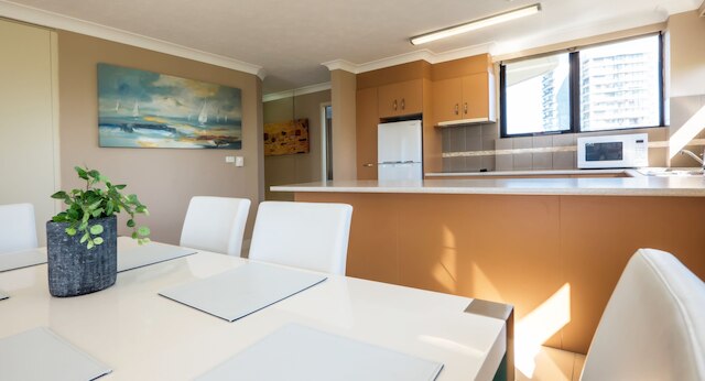 アリストクラット アパートメンツ