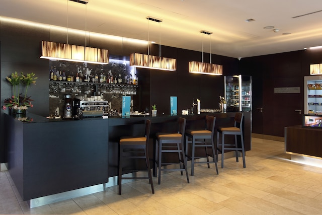 オクシデンタル プラハ ファイブ