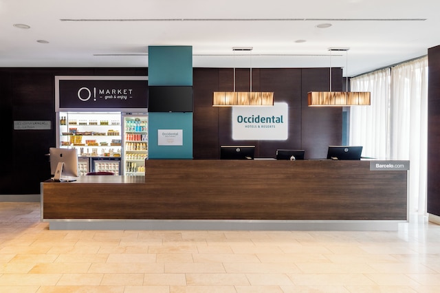 オクシデンタル プラハ ファイブ