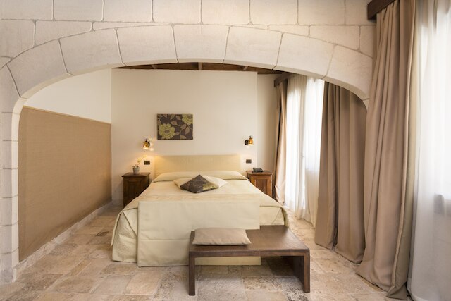 ウナ ホテル レジーナ