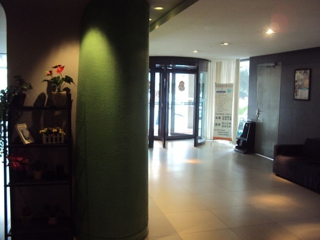 ジンジャン イン 成都 スポーツ ユニバーシティ (錦江之星成都体育学院店)