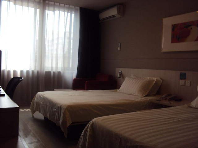 ジンジャン イン 成都 スポーツ ユニバーシティ (錦江之星成都体育学院店)