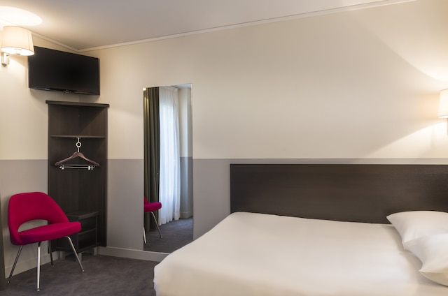 オテル デゼクリヴァン