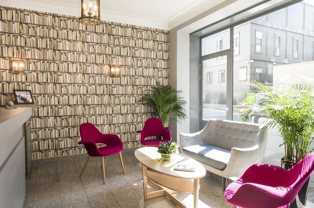 オテル デゼクリヴァン