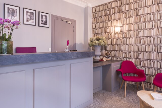 オテル デゼクリヴァン