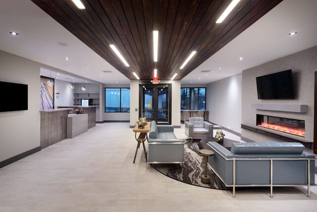 アイデン バイ  ベストウェスタン サウス リノ