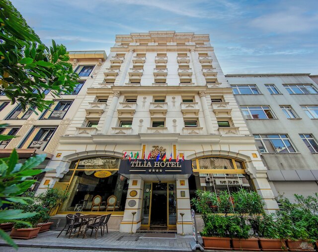 ティリア ホテル