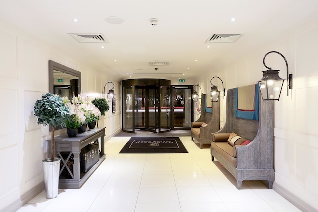 マクドナルド ウィンザー ホテル