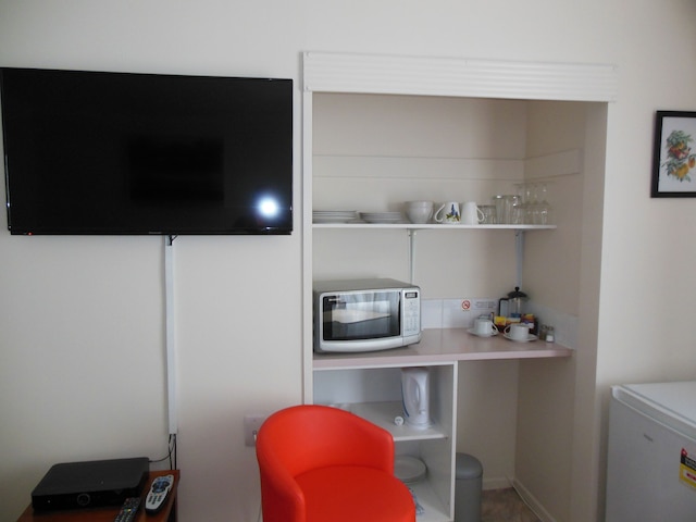 アシュレ キャメロット アームス モーター ロッジ