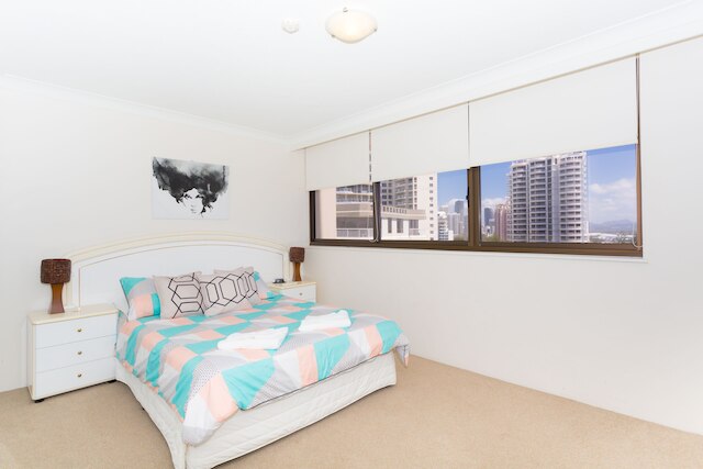 ブレーカーズ ノース アブソリュート ビーチフロント アパート