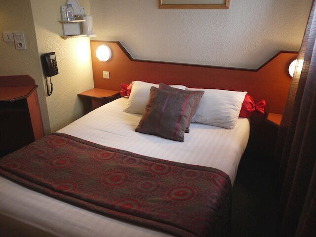 キリヤード ダイレクト レンヌ ウエスト