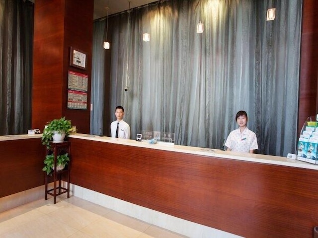 ジンジャン イン 上海 ルージャーズェ (錦江之星上海陸家嘴店)