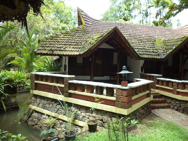 プンナマダ リゾーツ