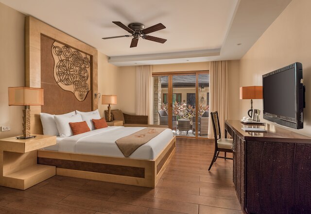 クリムゾン リゾート アンド スパ マクタン