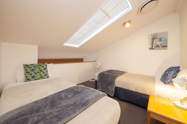 カスカード レイクフロント モーテル