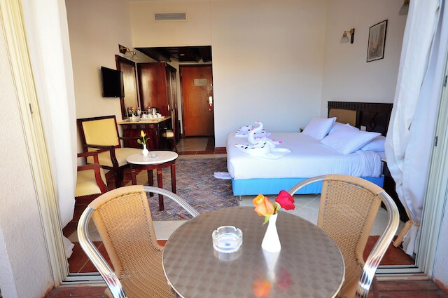 ファルコン ナーマ スター ホテル