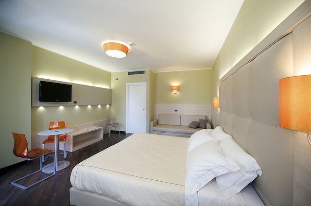 アッカ パレス ホテル