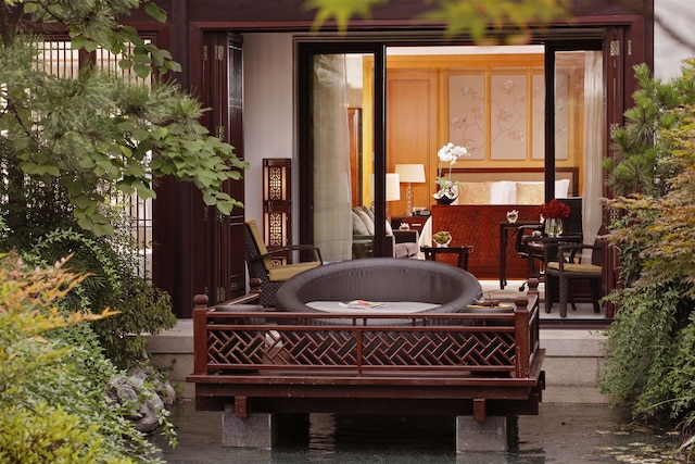 フォー シーズンズ ホテル 杭州 アット ウエスト レイク (杭州西子湖四季酒店)