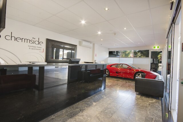 ザ チャームサイド アパートメンツ