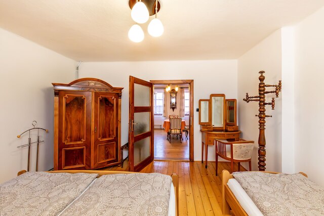 ペンション ノスタルジー - ミニホテル