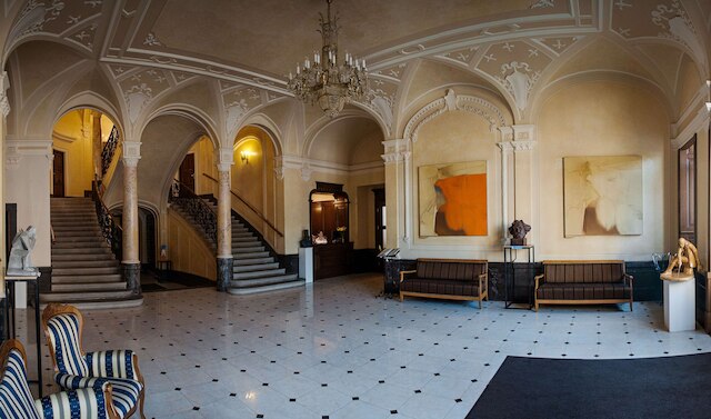 ジョージ ホテル