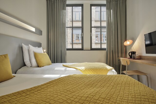 ホテル・アクア by HappyCulture