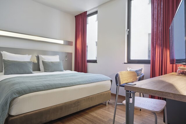 ホテル・アクア by HappyCulture