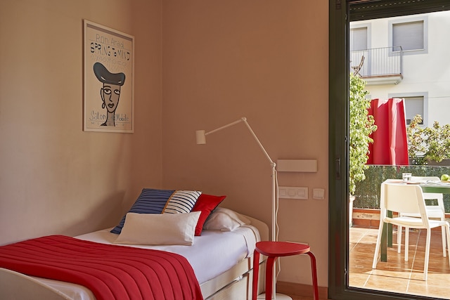 ルガリス・ランブラ・アパートメンツ