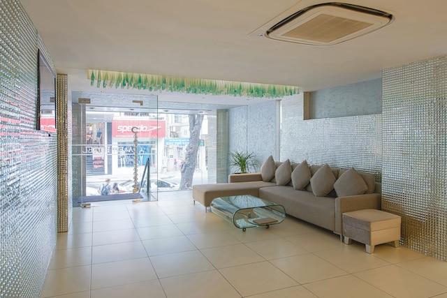 A&EM - ザ・プチホテル