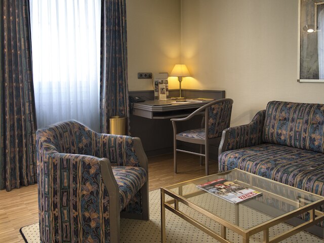 ポストハウス ホテル レジデンツ