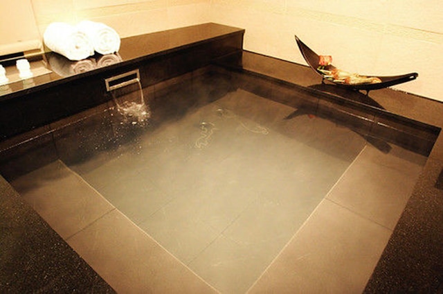 アクア ベラ - ホット スプリング ホテル (漾館時尚温泉会館)