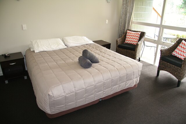 タウポ デブレッツ スパ リゾート