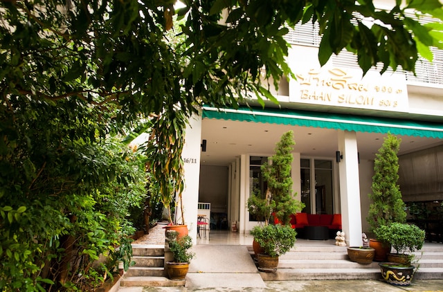 バーン シーロム ソイ 3