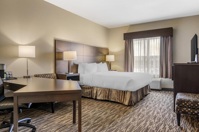 ベストウェスタン プラス ブリッジウォーター ホテル & コンベンション センター