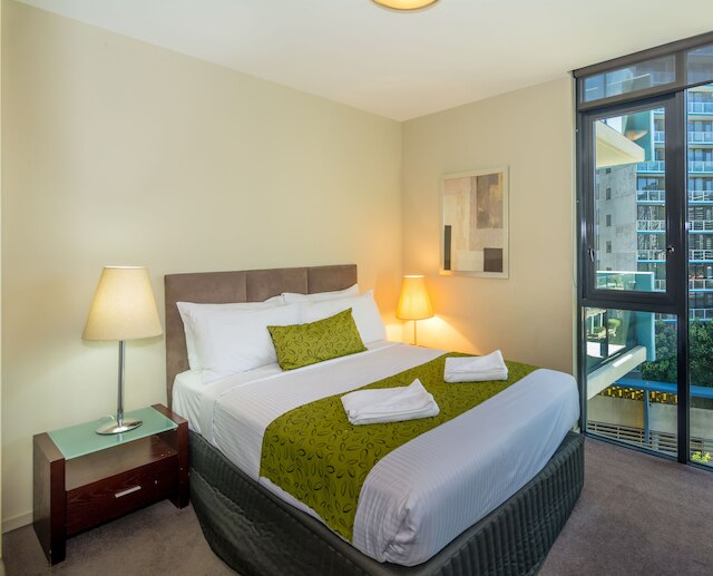 AKOM アット ドックランズ