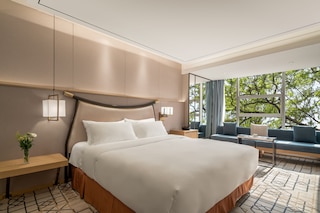 ミンシャン ラサ グランド ホテル (岷山拉薩大酒店)