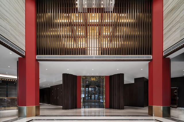 ミンシャン ラサ グランド ホテル (岷山拉薩大酒店)