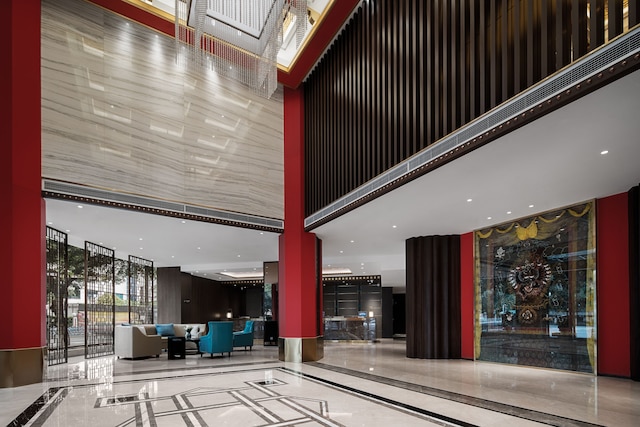 ミンシャン ラサ グランド ホテル (岷山拉薩大酒店)