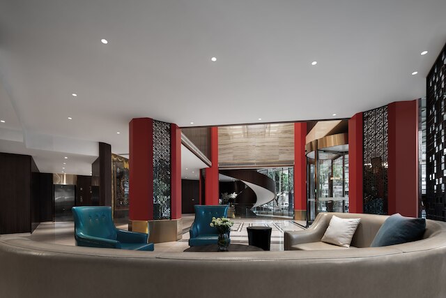 ミンシャン ラサ グランド ホテル (岷山拉薩大酒店)