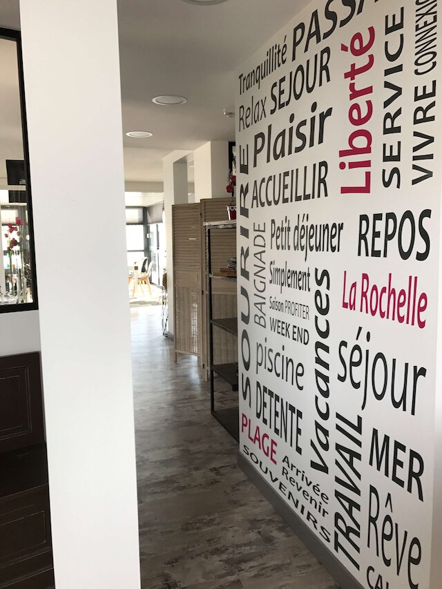 キリヤード ダイレクト ラ ロシェル シュッド アイトレ