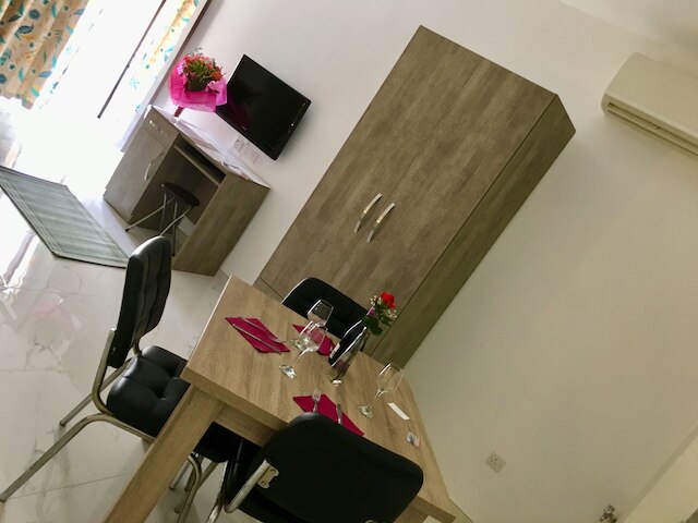 フォー レスト アパートホテル