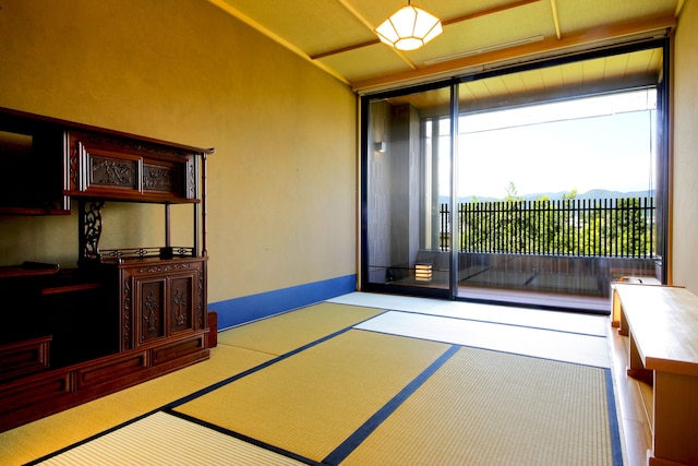 京都 嵐山温泉 渡月亭