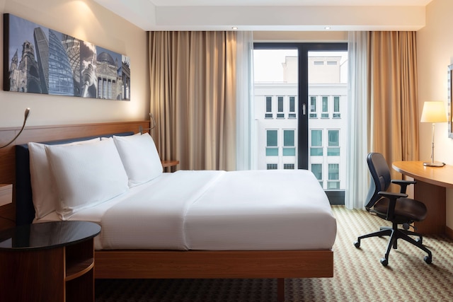 ハンプトン バイ ヒルトン ベルリン シティ ウエスト